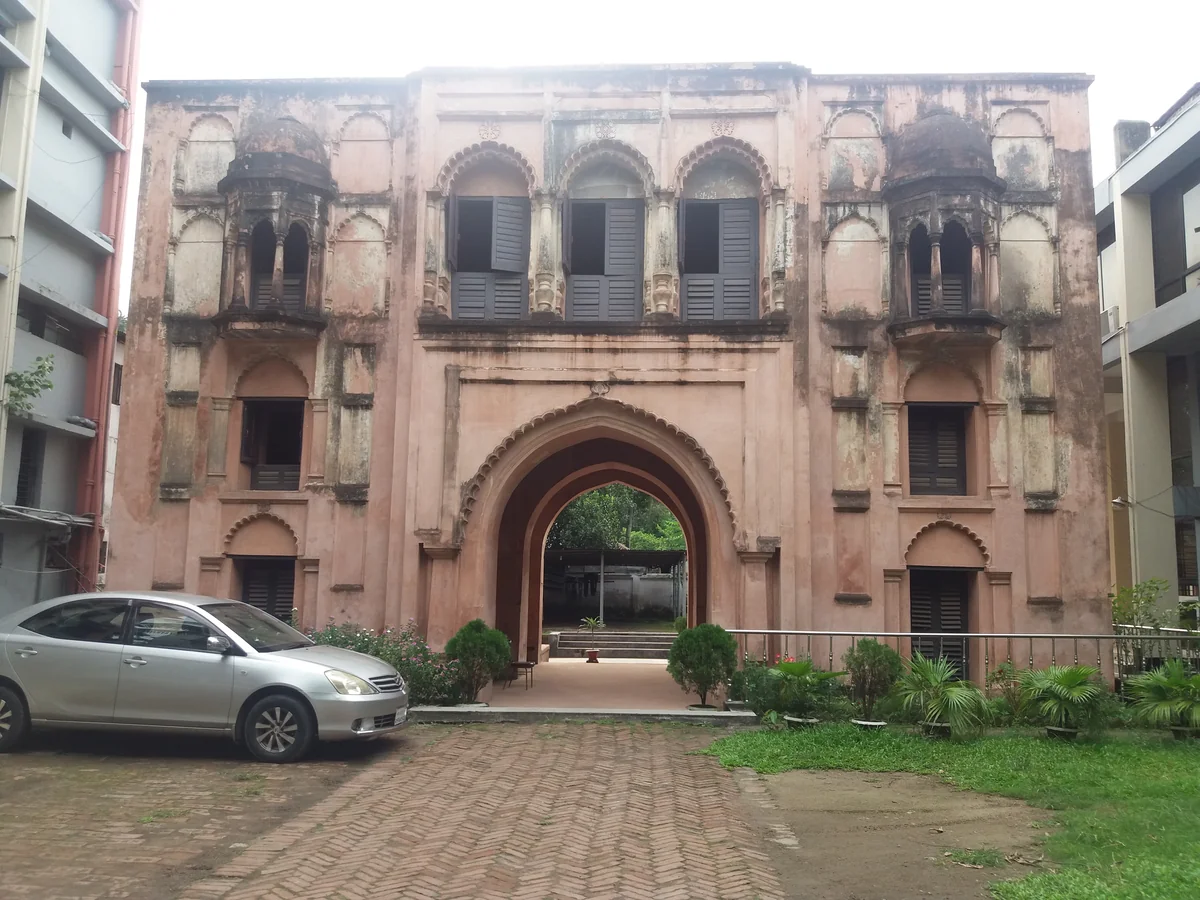 ঢাকার নিমতলী দেউড়ি (নিমতলী প্রাসাদের প্রবেশদ্বার)